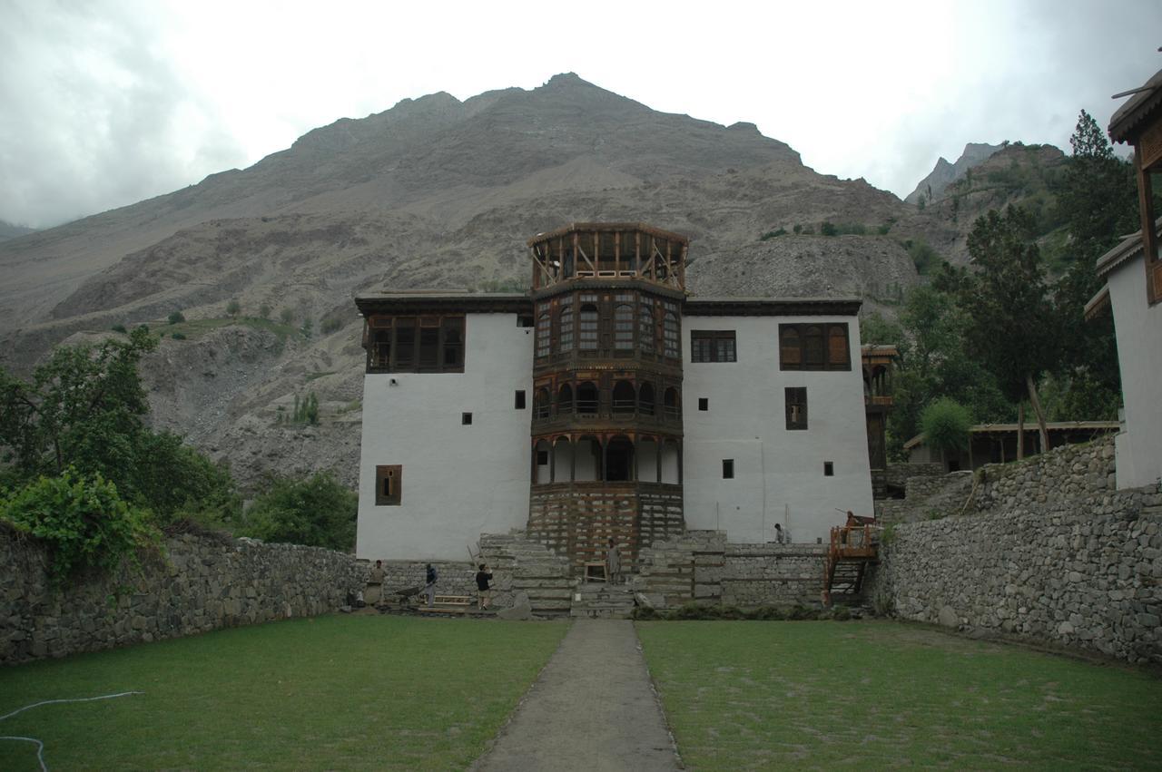 Serena Khaplu Palace Exterior foto