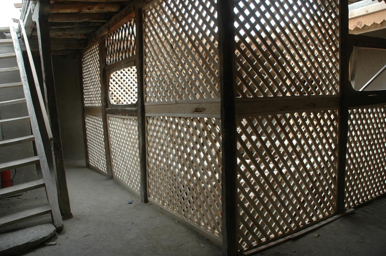 Serena Khaplu Palace Exterior foto