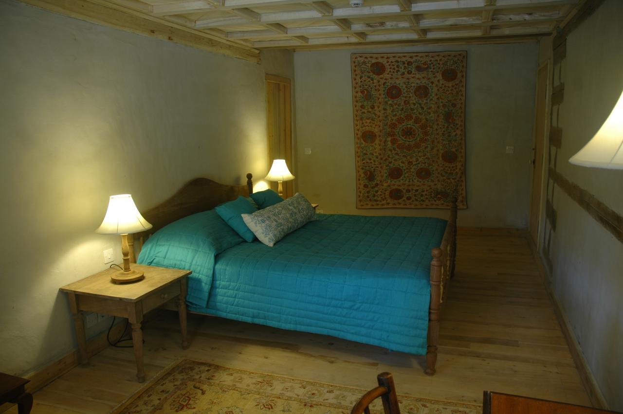Serena Khaplu Palace Exterior foto