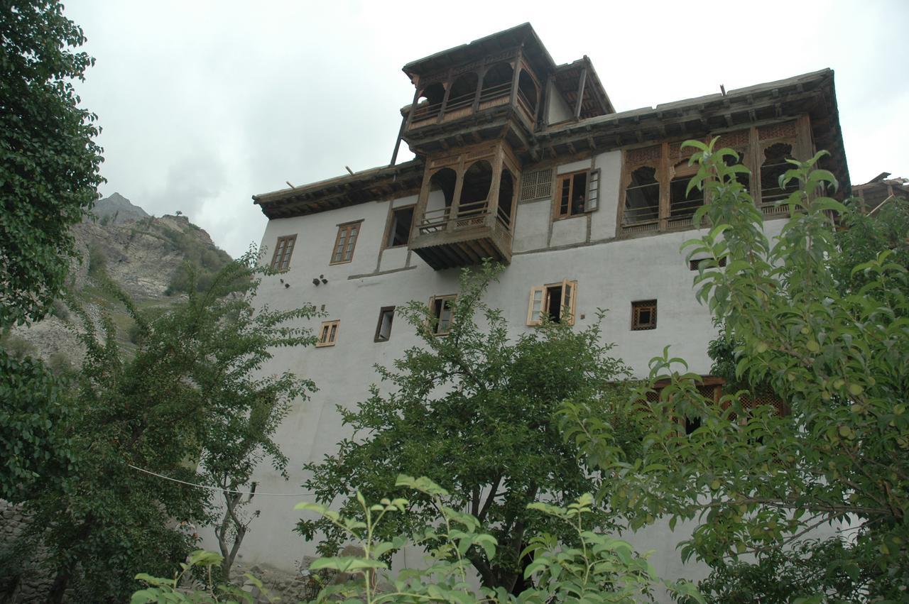 Serena Khaplu Palace Exterior foto